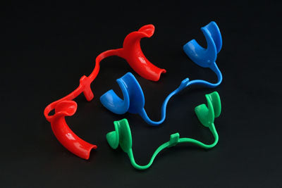 Plasdent Extand hands-free adult cheek retractor