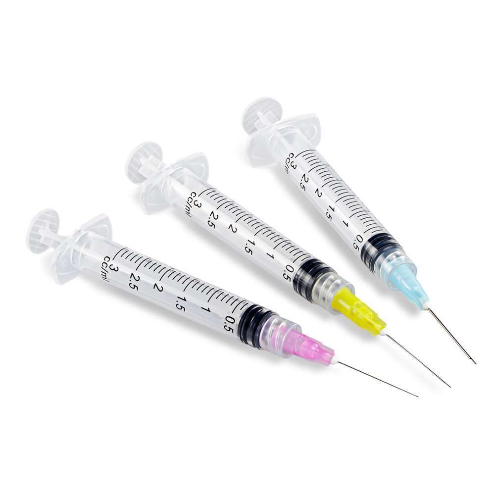 Pre-tipped 3 cc irrigation syringes with side-vented needles